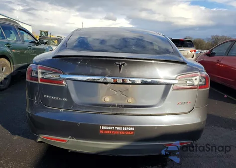 2015 Tesla Model S P85D z USA, uszkodzony, nr VIN 5YJSA1H42FF090457